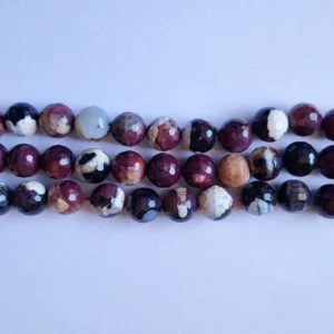 Fil de perles en Agate Rouge et Blanc/noir Facettée - 16mm