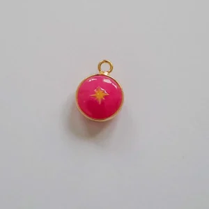 Pendentif Pierre Rouge Étoile en Acier Inoxydable et Pierre