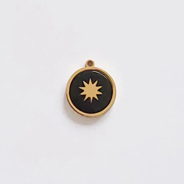 Pendentif Rond Noir Étoile en Acier Doré et Émail